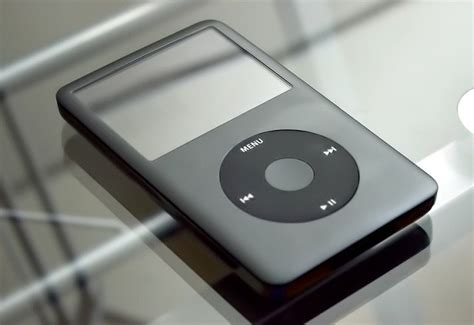 how to transfer music from ipod to iphone: exploring the evolution of music storage devices